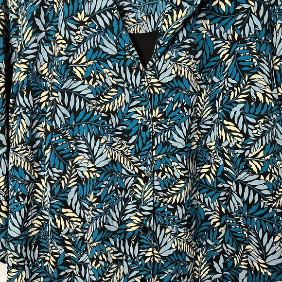 Elementz Woman Grey-Blue, Tan, Black & Teal Fern Pattern Mock Layer 3/4 Sleeve - Picture 5 of 8